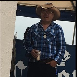 Meet your Posher, Leon